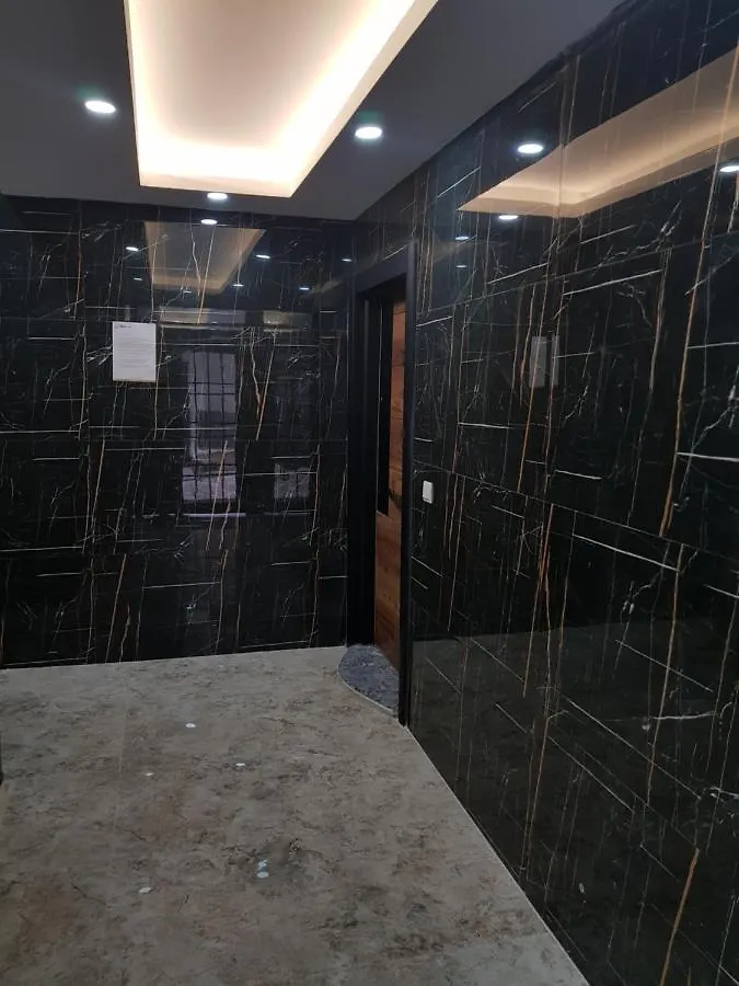 아파트 Sun Homes